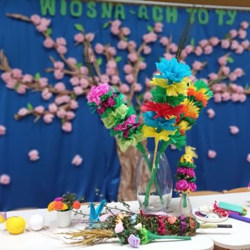 Kolorowe palmy na Wielkanoc- Świąteczne warsztaty plastyczne 