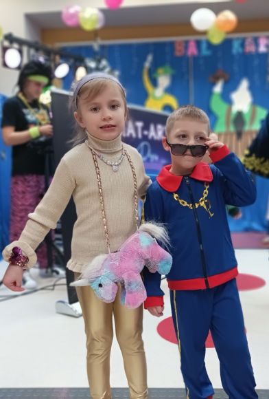 BAL KARNAWAŁOWY „RETRO - DISCO LAT 80 WIEKU XX”