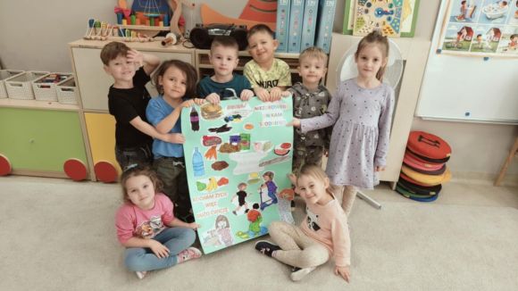 Akademia Zdrowego Przedszkolaka - praca plastyczna